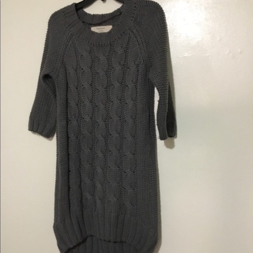 Gray Zara knit sweater,size large new without tag.